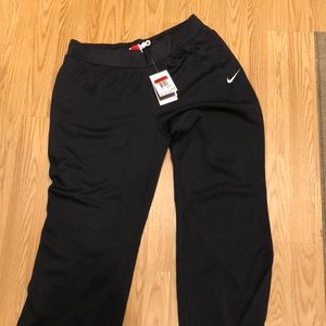 Black Nike DriFit Pants - Women’s Roadtrip style